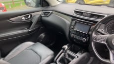 Nissan Qashqai 1.6 DiG-T Tekna 5dr Petrol Hatchback